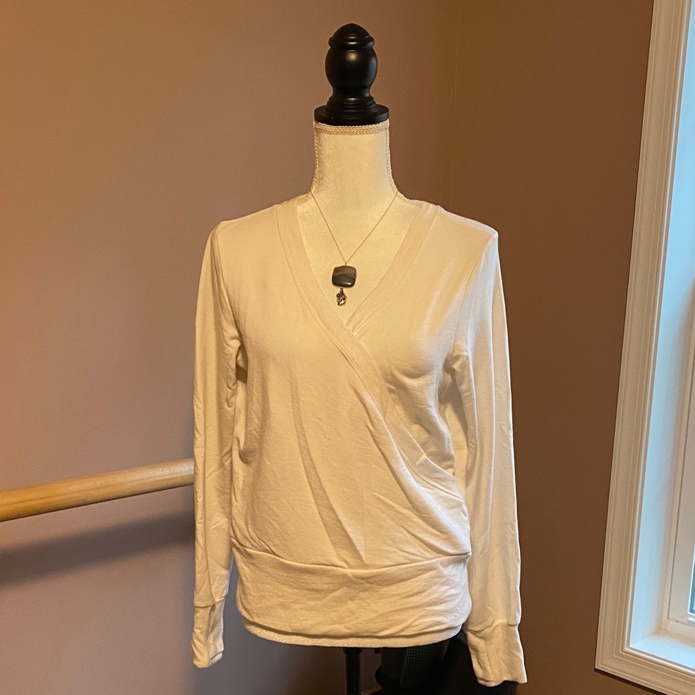 Athleta Cream Women's Wrap top M